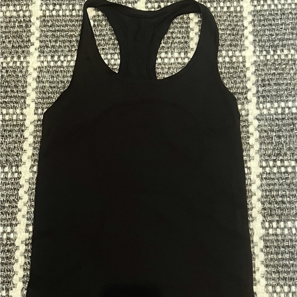 Lululemon Athletica Black Fitted Sleeveless Tank Top